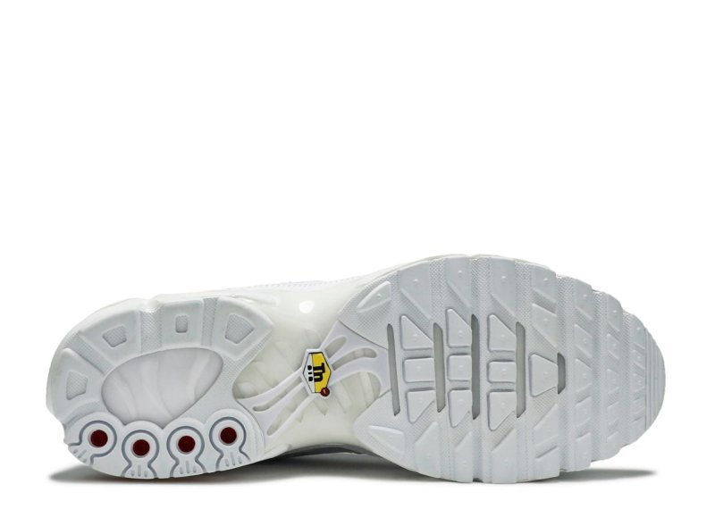 Nike Air Max Plus Triple White - Les Ventes Privées