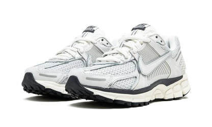 Nike Zoom Vomero 5 Photon Dust - Ventes Privées