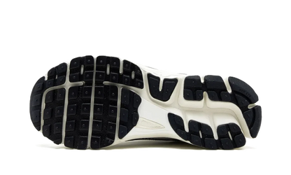 Nike Zoom Vomero 5 Photon Dust - Ventes Privées