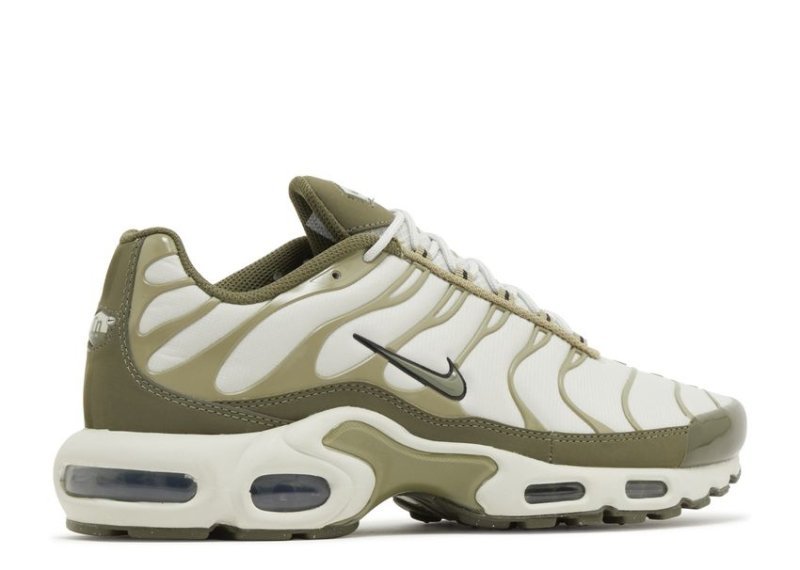 Nike Air Max Plus Light Bone Neutral Olive - Les Ventes Privées